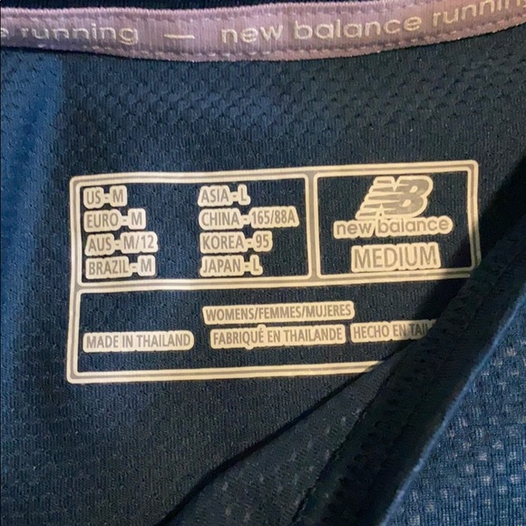 Cute new balance sports shirt - Picture 2 of 3